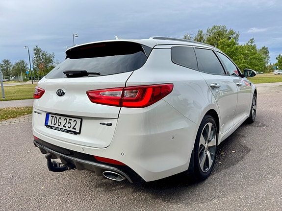 Kia Optima 4 of 20