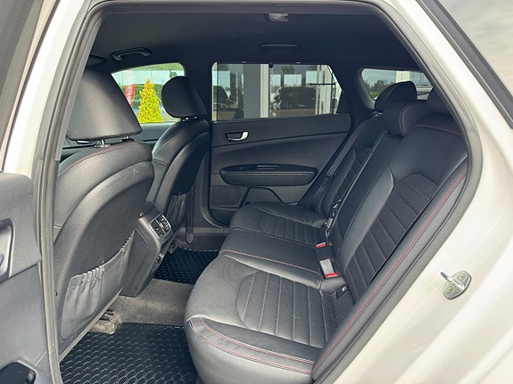 Kia Optima 17 of 20