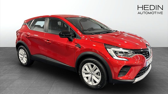 Renault Captur 2 of 9