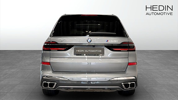 BMW X7 7 of 17