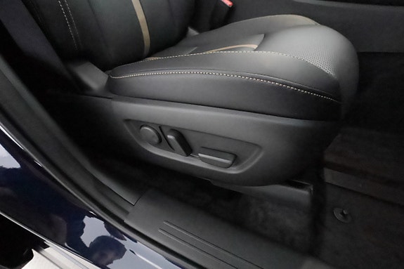 Mazda CX-80 14 of 30
