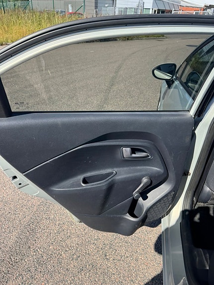 Kia Rio 19 of 21
