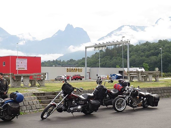 Harley-Davidson 4 of 8