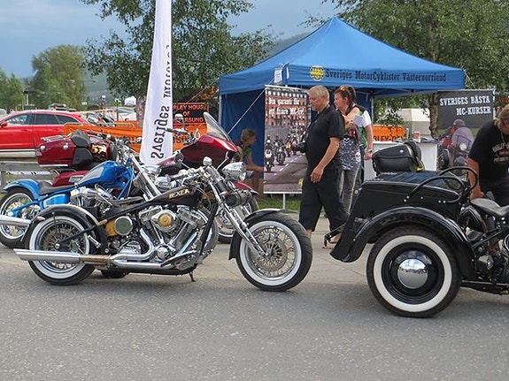 Harley-Davidson 6 of 8