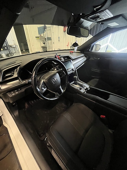 Honda Civic 4 of 7