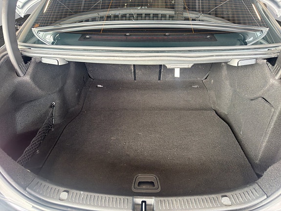 Mercedes-Benz E200 d 21 of 21