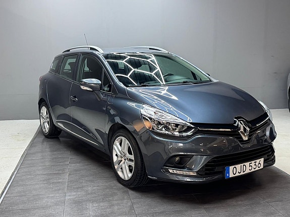 Renault Clio 2 of 16