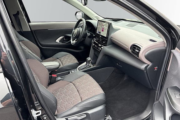 Toyota Yaris Cross 7 of 22