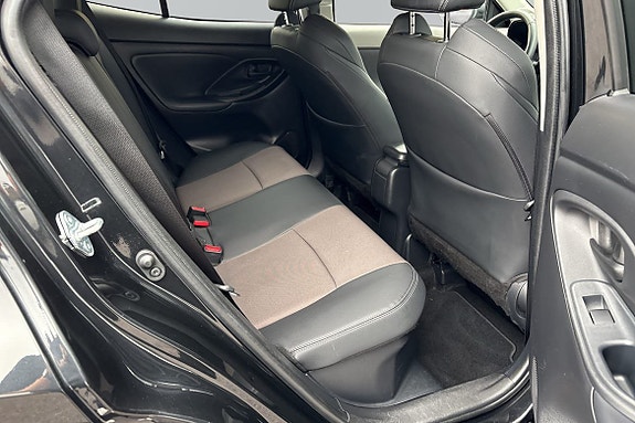 Toyota Yaris Cross 8 of 22