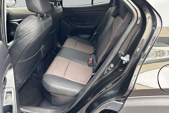 Toyota Yaris Cross 12 of 22