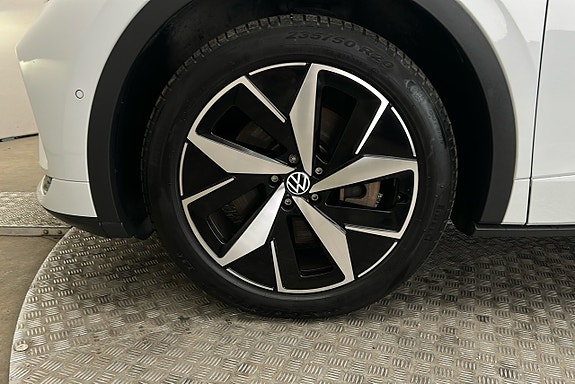 Volkswagen ID.4 GTX 12 of 27