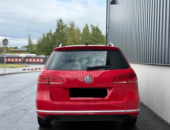 Volkswagen Passat 6 of 13
