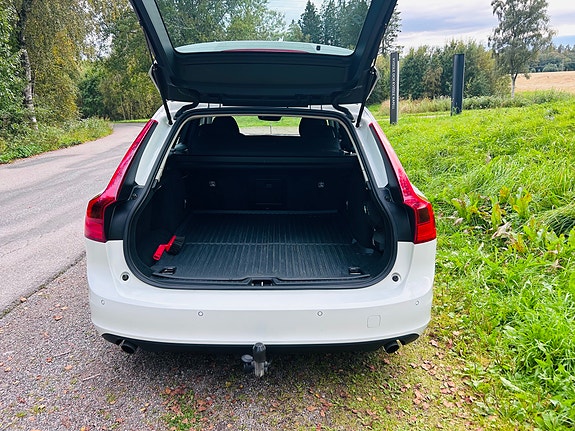 Volvo V90 13 of 17