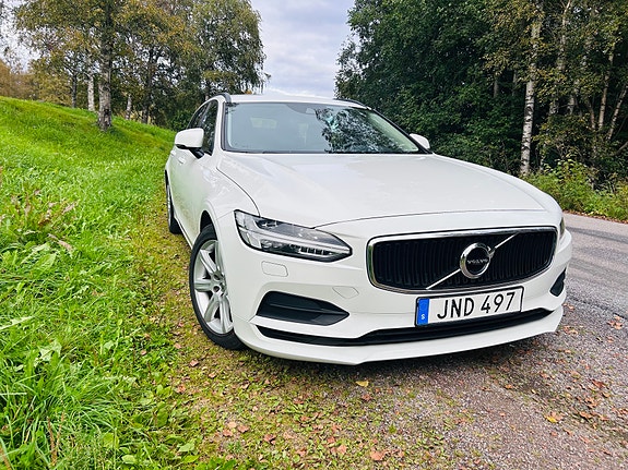Volvo V90 3 of 17