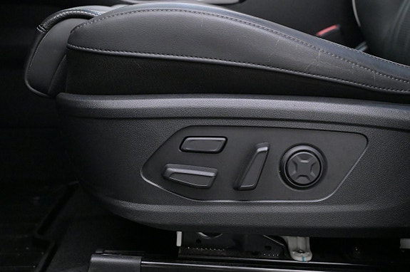 Kia Sorento 14 of 27