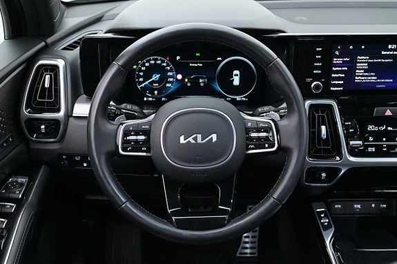 Kia Sorento 7 of 27