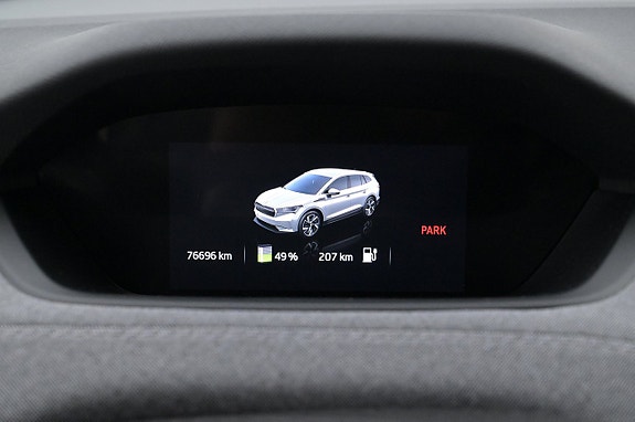 Skoda Enyaq 9 of 27