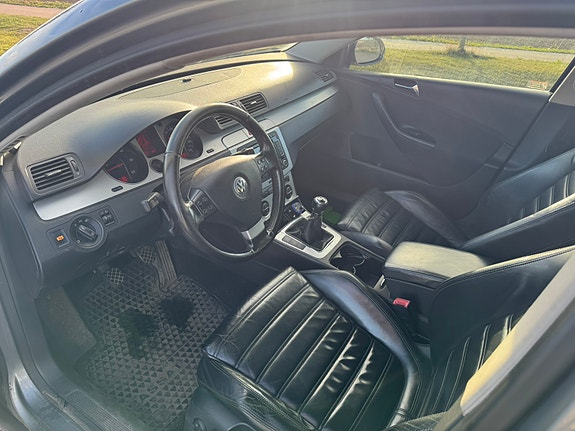Volkswagen Passat 4 of 5