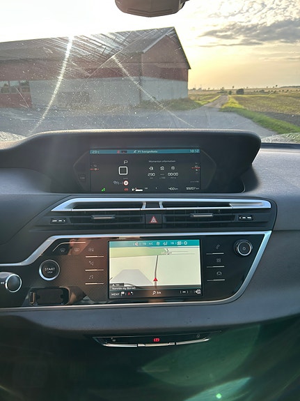 Citroen Grand C4 Spacetourer 12 of 22