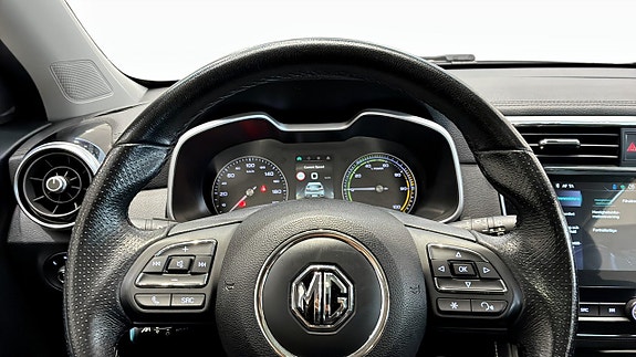MG ZS 20 of 24