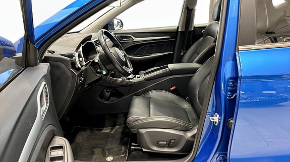 MG ZS 11 of 24