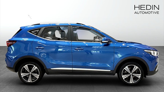 MG ZS 3 of 24
