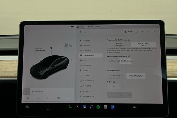 Tesla Model 3 23 of 25