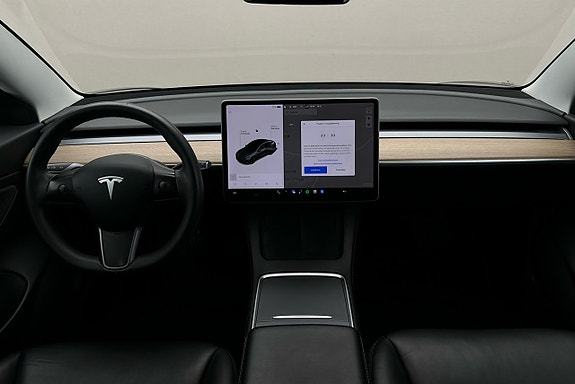 Tesla Model 3 6 of 25