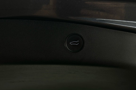 Tesla Model 3 14 of 25