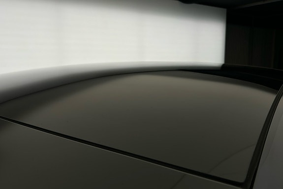 Tesla Model 3 18 of 25
