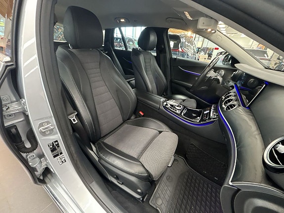 Mercedes-Benz E220 15 of 17