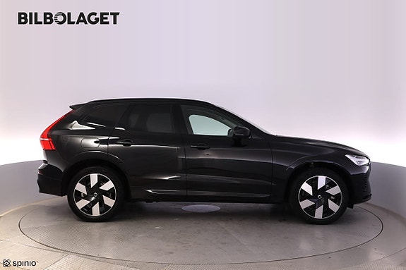 Volvo XC60 2 of 30