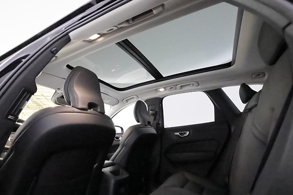 Volvo XC60 29 of 30