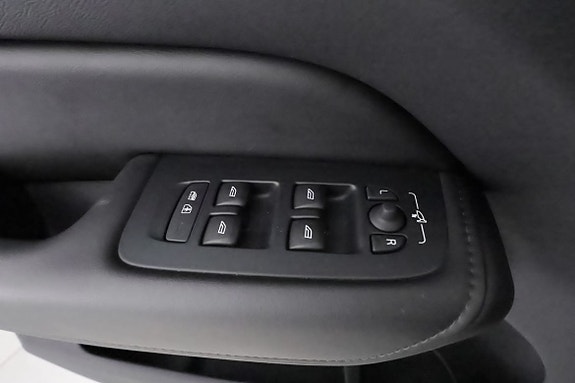 Volvo XC60 21 of 30