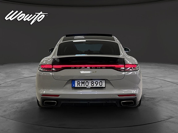 Porsche Panamera 4 5 of 18