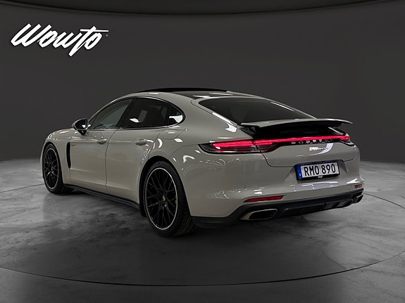 Porsche Panamera 4 6 of 18