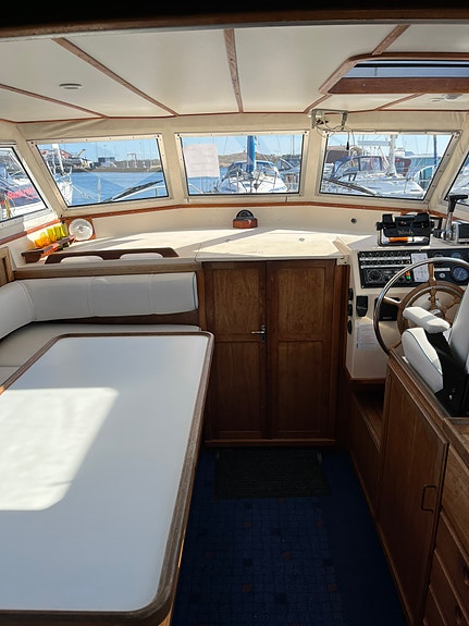 Marex 32 Friendship 5 of 20