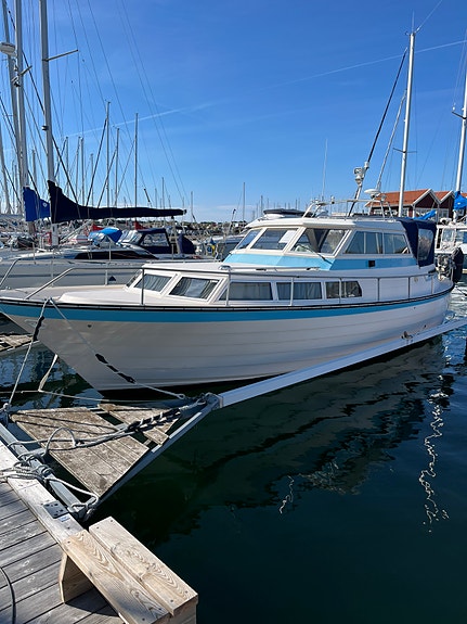 Marex 32 Friendship 3 of 20