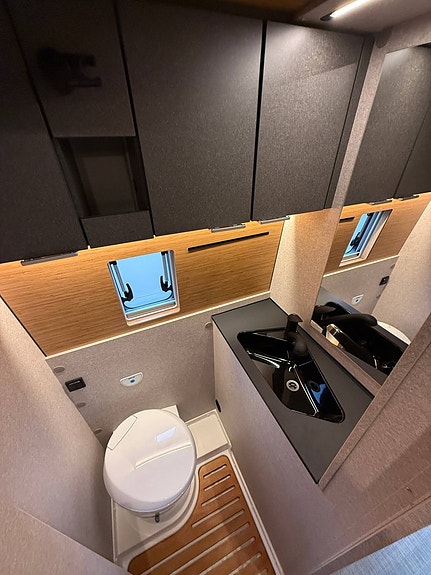 Hymer Redwood 600 Explorer 9 of 27