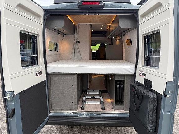 Hymer Redwood 600 Explorer 11 of 27