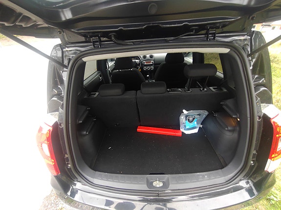 Mitsubishi Colt 4 of 6
