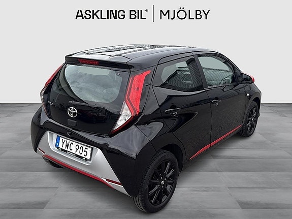 Toyota Aygo 13 of 14