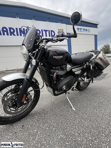 Triumph 1200 XC Scrambler 3 of 9