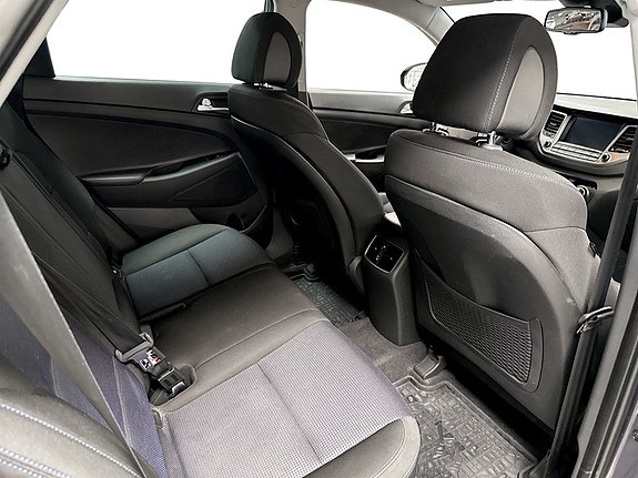 Hyundai Tucson 16 of 19