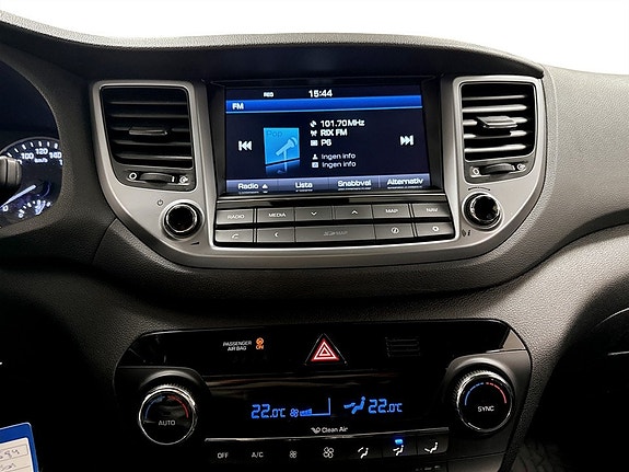 Hyundai Tucson 12 of 19