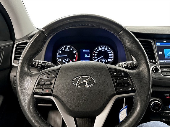 Hyundai Tucson 7 of 19