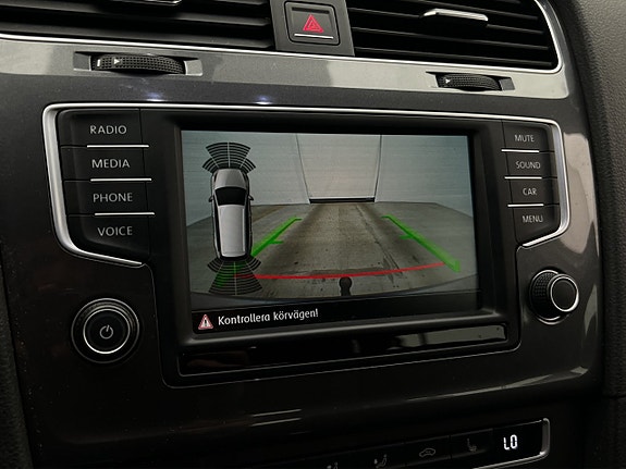 Volkswagen Golf Alltrack 20 of 30