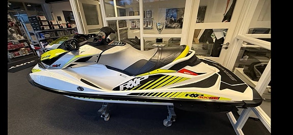 Seadoo 260 RXT-X och Seadoo 300 RXP-X ink. dubbel trailer + enkel trailer 6 of 7