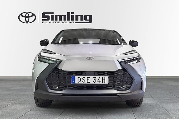 Toyota C-HR 5 of 13