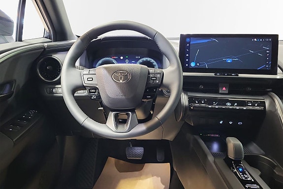 Toyota C-HR 9 of 13